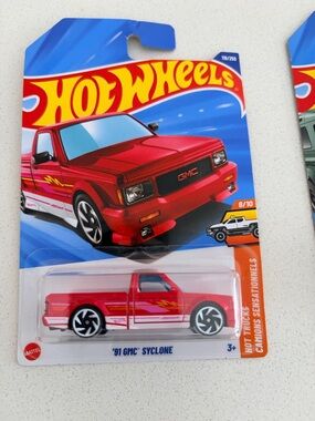 Hot Wheels 🔥 '91 GMC Syclone Toy Truck - Red